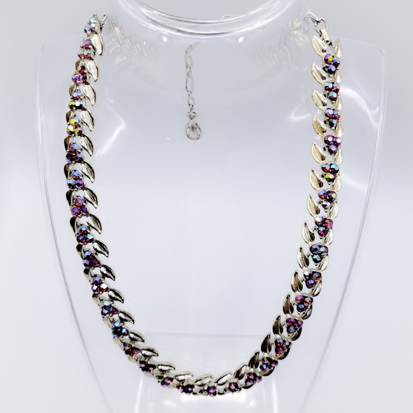 Vintage Coro Red Aurora Borealis Collar Necklace - Picture 7 of 7